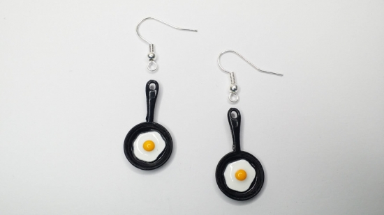 Spiegelei in Pfanne Ohrringe Ei egg schwarz